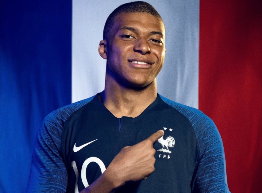 france-2-etoiles maillot 2 étoiles les bleus